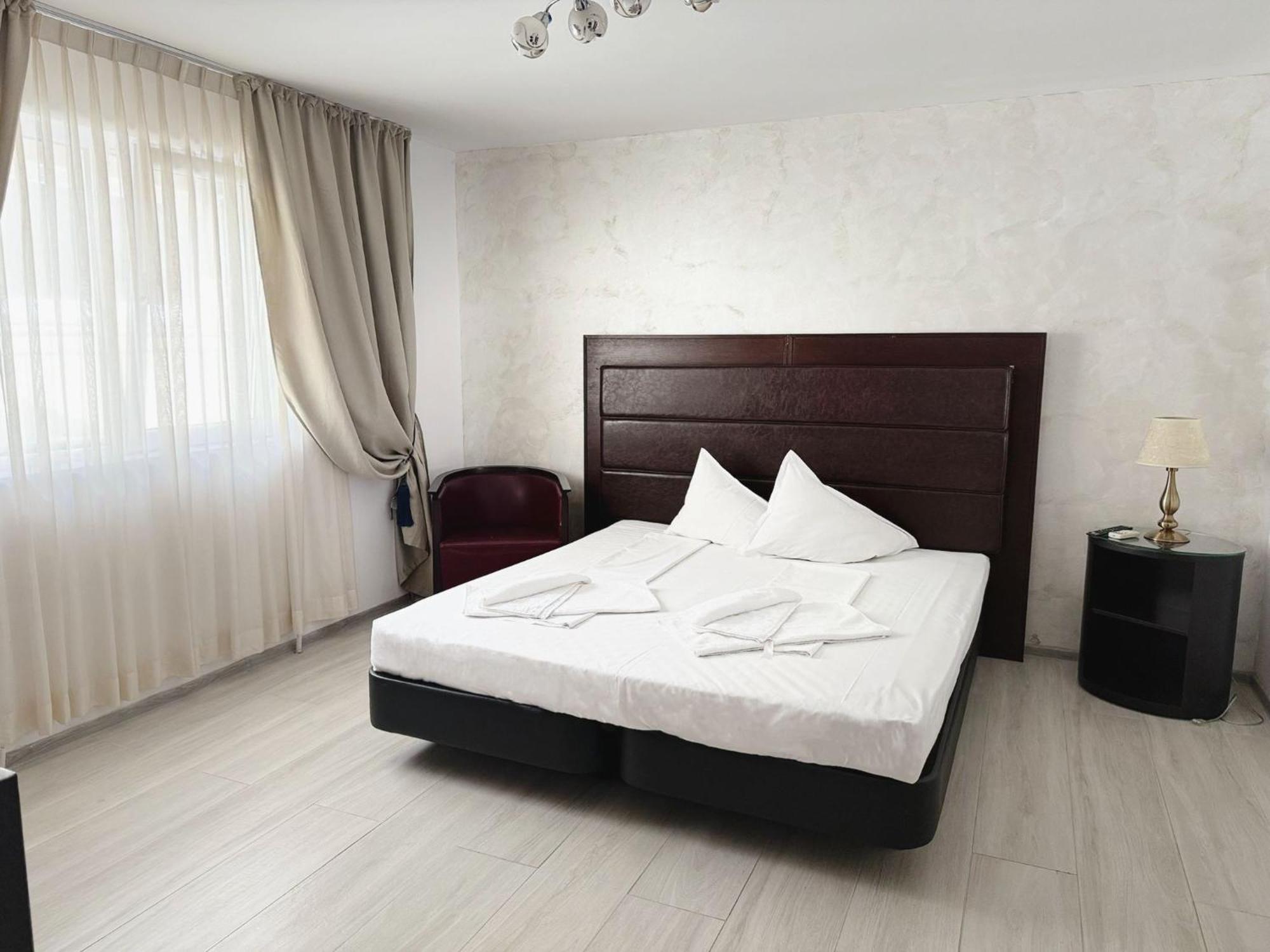 Guest house Pensiunea Diamond